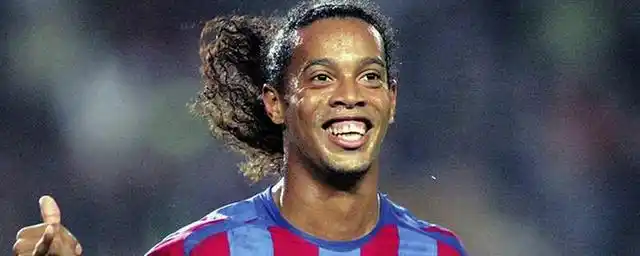 展现出极高 展现出极高