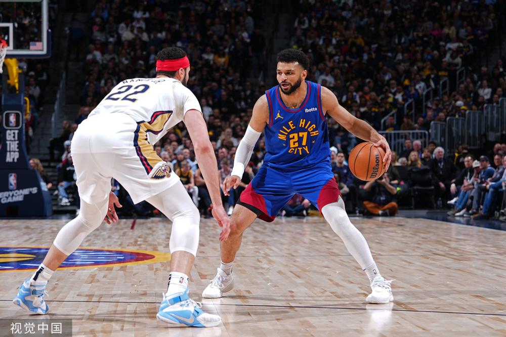 年轻后卫埃 年轻后卫埃