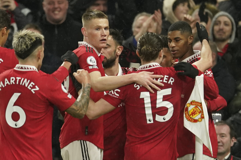 场内外的紧 场内外的紧